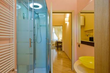 Piazza Azuni 18 Guest House