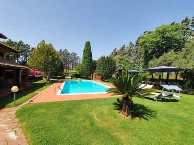 Domus 81 - Villa con piscina in Sardegna