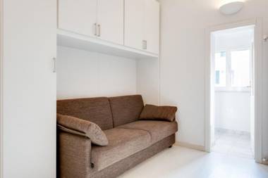 Sarzana White Apartment nel Centro Storico