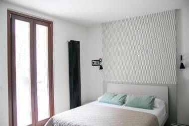 IseoLakeRental - Surre Resort