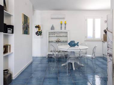 Modern Holiday Home in San Vito Lo Capo with Roof Terrace