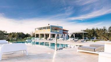 La Perla tra gli Ulivi 12