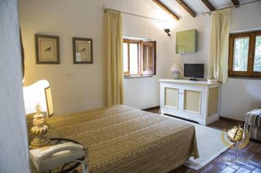 Villa Antico Incanto green walls surrounded by pure nature