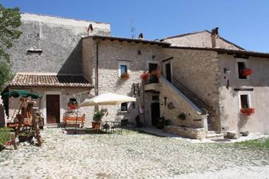 La Casa Sù Le Dimore Del Borgo