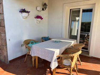 Cute Villa few steps from the sea welcoming