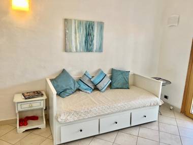 Villa a few steps from the beach