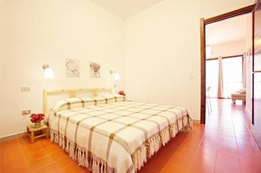 Pinus Village Sea Front Apartment