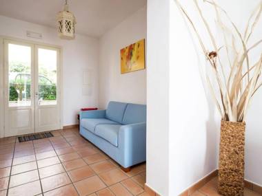 Pleasant Holiday Home in Santa Flavia with Sauna