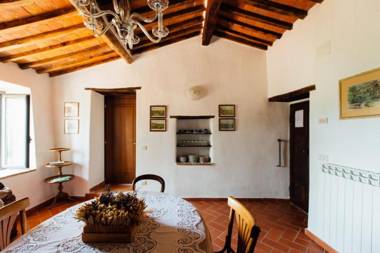 6 bedrooms villa with private pool and furnished terrace at Santa Fiora