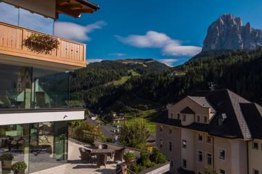 Hotel Garnì Gardena - Appartments