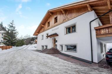 Apt Emil - Haus Kostner