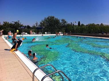 Camping Il Boschetto Di Piemma