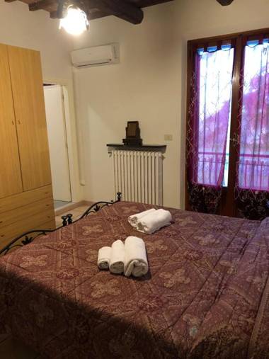 Agriturismo Azienda Agricola La Roccaia