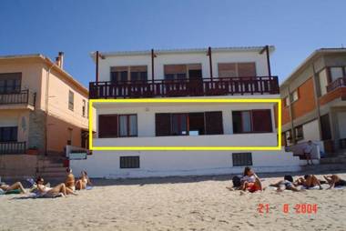 On The Beach La Rena Beddha