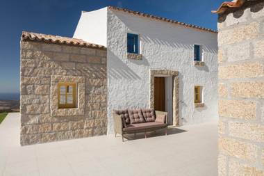 Sardegna è - Stazzu di l'Incantu con piscina