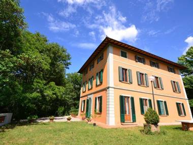Part of a beautiful manor house overlooking the hills of Chianti Classico
