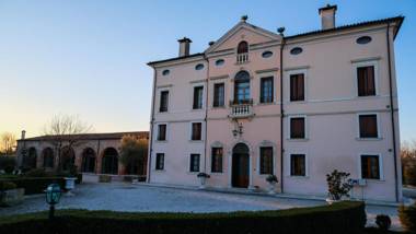 Villa Bongiovanni