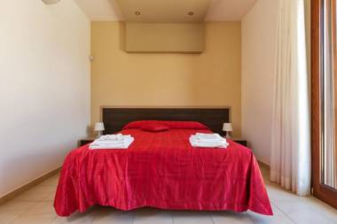 Hotel Roma by BarbarHouse