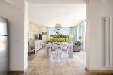 Villa Eneide by Perle di Puglia