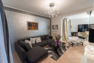 Casa Ulivi 500 mt from lake