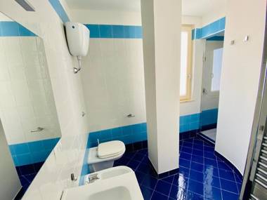 Sea View Apartment 5 mt from the beach