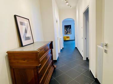 Sea View Apartment 5 mt from the beach