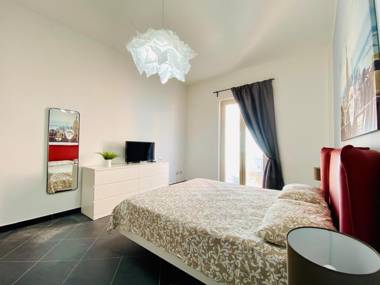 Sea View Apartment 5 mt from the beach