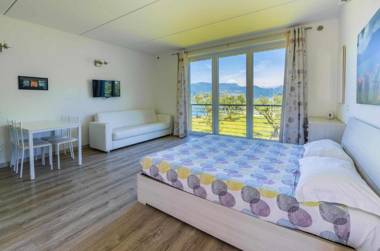 Direttamente Al Lago Apartments