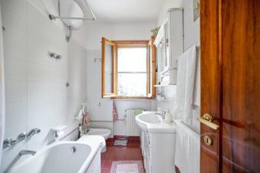 3 bedrooms house at Sabaudia 800 m away from the beach with lake view and enclosed garden