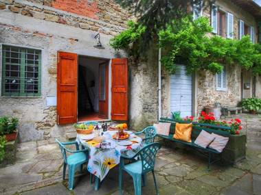 Luxurious Farmhouse in Rufina with Private Pool