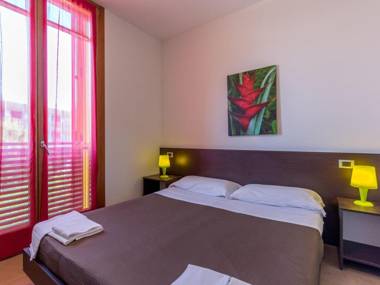 Tidy holiday home with AC on Isola di Albarella