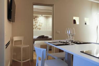 TiAMo Modern Design Guest House