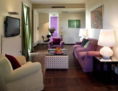 Sina Bernini Bristol