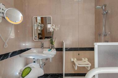 Cardinal Hotel St. Peter