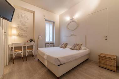 Nina Casetta De Trastevere