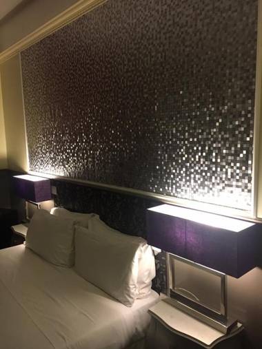 Royal Palace Luxury Hotel