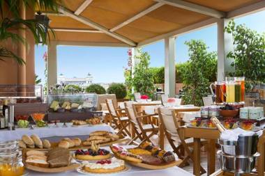 Portrait Roma - Lungarno Collection