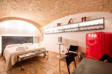 Eats & Sheets Colosseo Hidden Gem