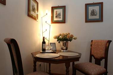 Houspitality Caesar Bed & Breakfast