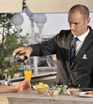 Hotel Mecenate Palace