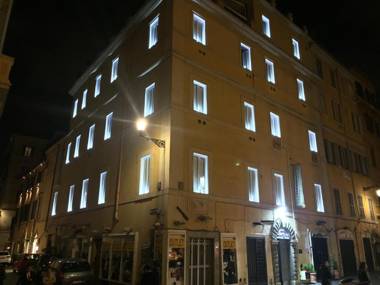 Relais Trevi 95 Boutique Hotel