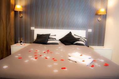 Cento Passi dal Vaticano