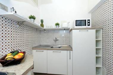 Giulia Charme - My Extra Home