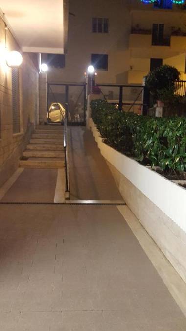 Starry Rome Guest House