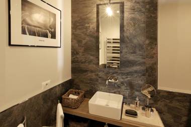 The Independent Suites