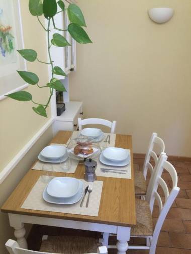 Chat&Chill Vatican Apartment