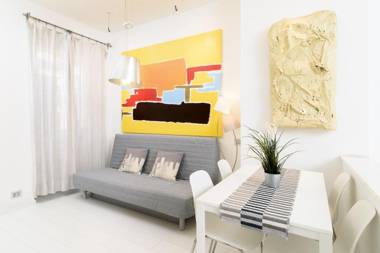 White Ostilia Apartments