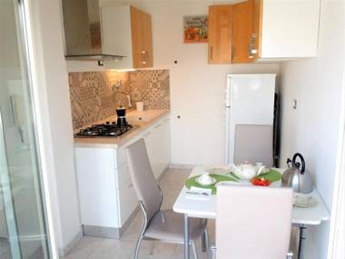 Attico luminoso terrazza Metro A Aria Cond WiFi