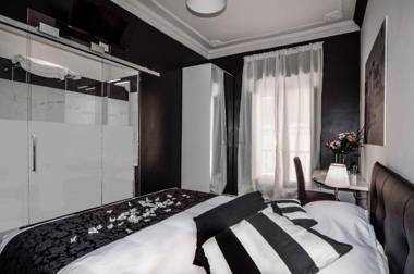 Good Life Via Veneto