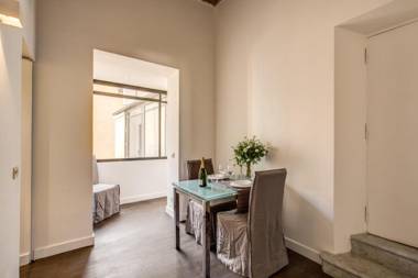 Piazza Farnese exclusive view 2 bedroom en suite